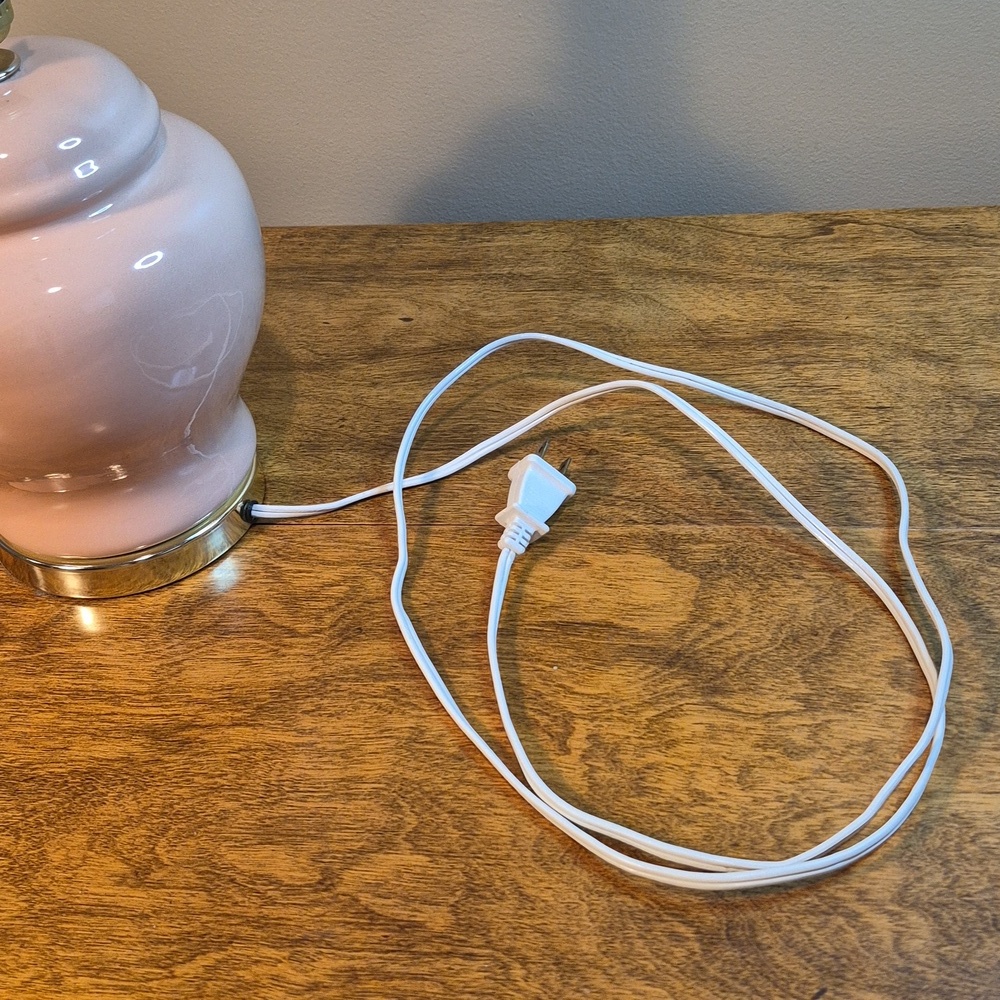VINTAGE 80s Peach Ginger Jar Style Ceramic Table Lamp with Gold Tone Bottom Base - Picture 8 of 16